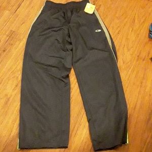 Athletic pants